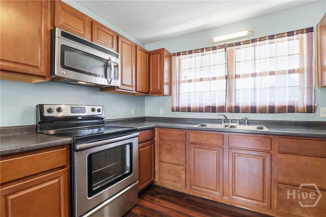 420 Pat Priester Drive NE, Ludowici, GA 31316