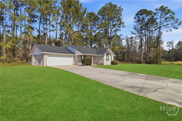 420 Pat Priester Drive NE, Ludowici, GA 31316