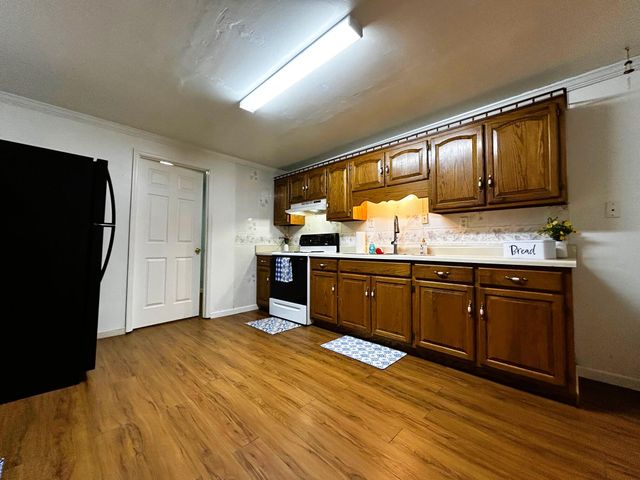 2428 Highway 30 E, Etowah, TN 37331