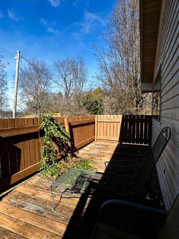 2428 Highway 30 E, Etowah, TN 37331