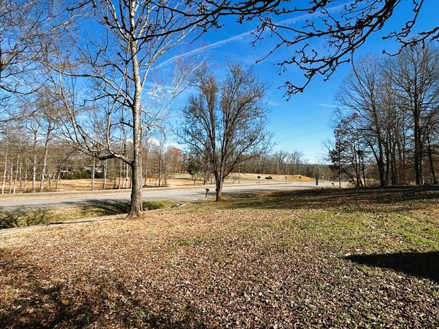 2428 Highway 30 E, Etowah, TN 37331