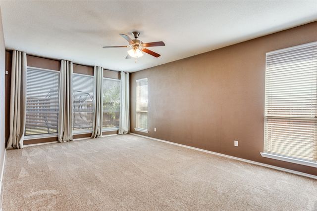 8320 Deer Bluff Lane, Fort Worth, TX 76179