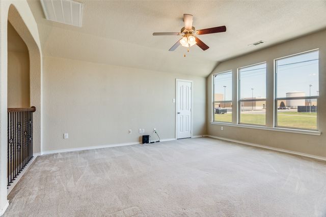 8320 Deer Bluff Lane, Fort Worth, TX 76179