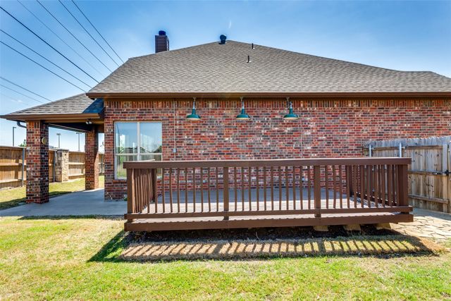 8320 Deer Bluff Lane, Fort Worth, TX 76179