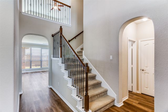 8320 Deer Bluff Lane, Fort Worth, TX 76179