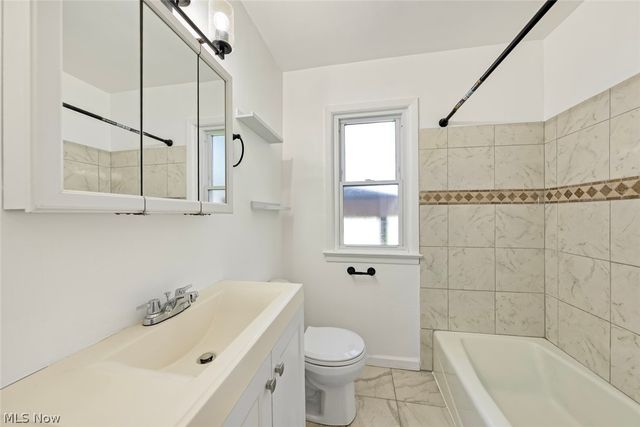 16018 Muskingum Boulevard, Brook Park, OH 44142