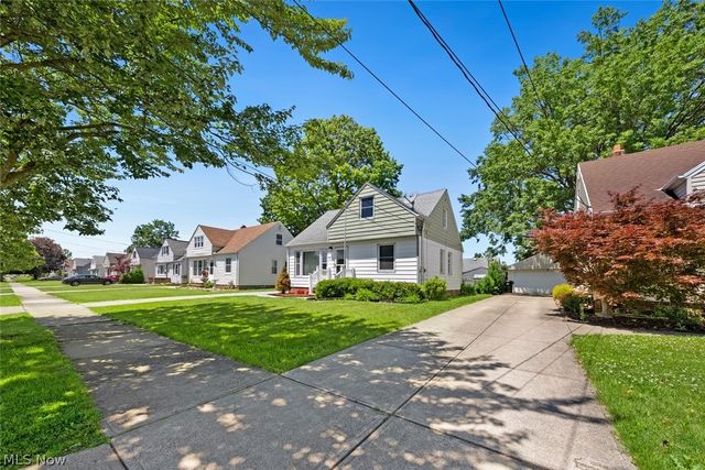 16018 Muskingum Boulevard, Brook Park, OH 44142