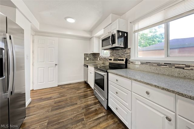 16018 Muskingum Boulevard, Brook Park, OH 44142