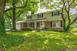 2001 River Aire Court Court, Godfrey, IL 62035