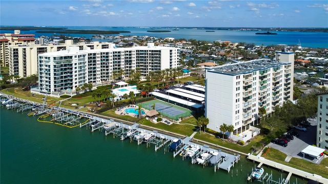 660 ISLAND WAY 903, Clearwater Beach, FL 33767