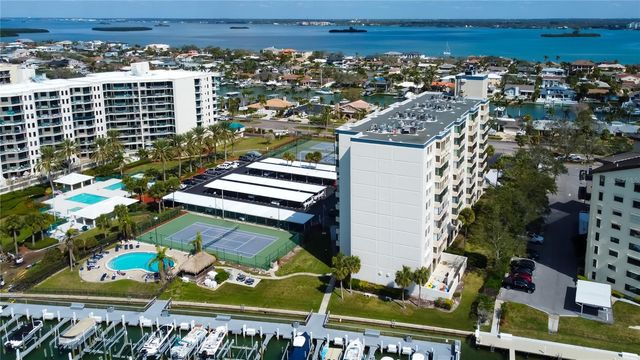 660 ISLAND WAY 903, Clearwater Beach, FL 33767