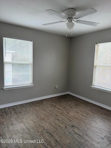 280 Rodenberg Avenue, B, Biloxi, MS 39531