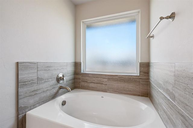 18108 Sunny Stone Court, Edmond, OK 73012