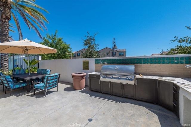 832 Mandarin, Upland, CA 91786