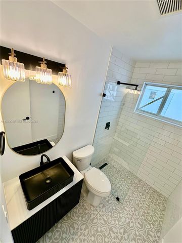 629 SW 4th St, Hallandale Beach, FL 33009