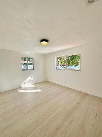 629 SW 4th St, Hallandale Beach, FL 33009