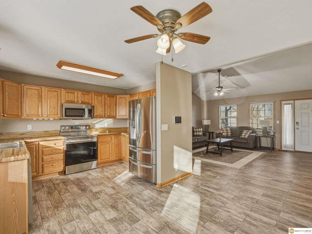 1941 SW 34th Street, Lincoln, NE 68523