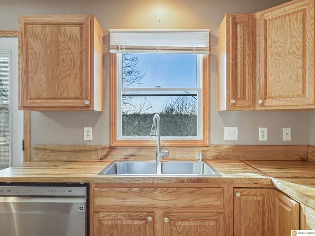 1941 SW 34th Street, Lincoln, NE 68523