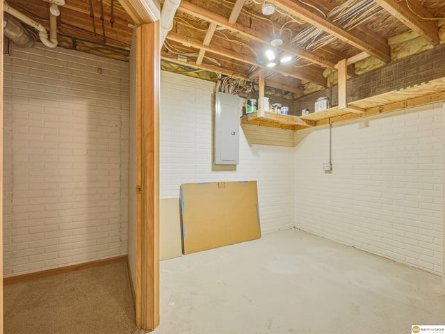 1941 SW 34th Street, Lincoln, NE 68523