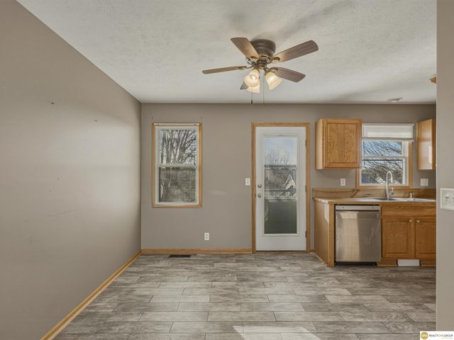 1941 SW 34th Street, Lincoln, NE 68523