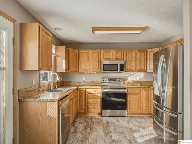 1941 SW 34th Street, Lincoln, NE 68523