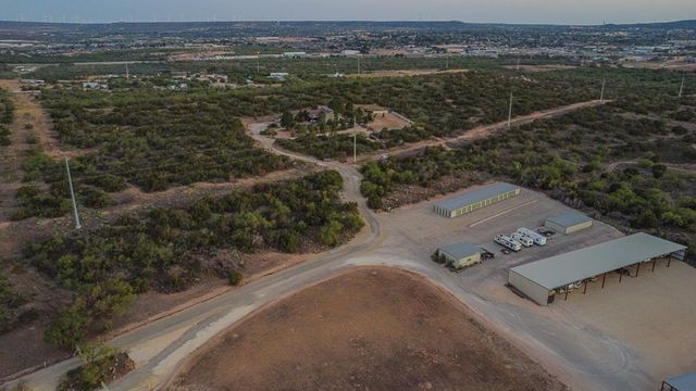 1409 N FM 700, Big Spring, TX 79720