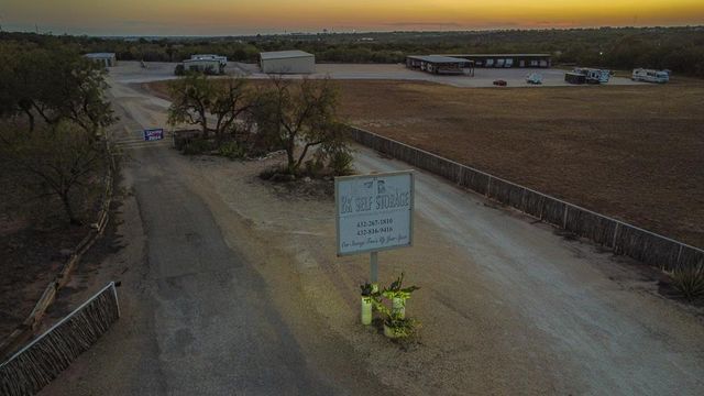 1409 N FM 700, Big Spring, TX 79720