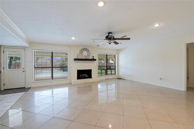 11006 Sagemorgan Drive, Houston, TX 77089