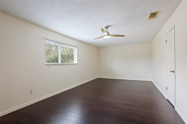 11006 Sagemorgan Drive, Houston, TX 77089