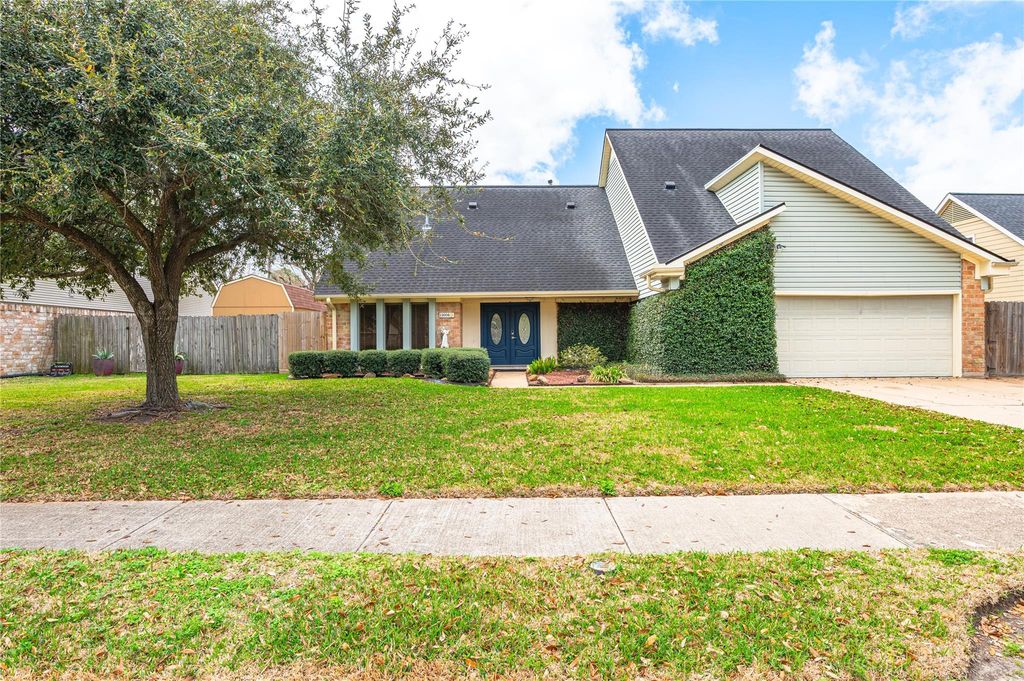 11006 Sagemorgan Drive, Houston, TX 77089