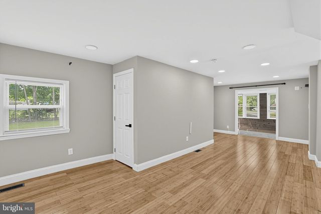 1771 DELSEA DR, Woodbury, NJ 08096