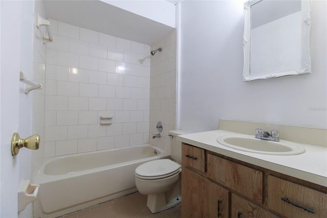 939 HUGHEY STREET, Apopka, FL 32703