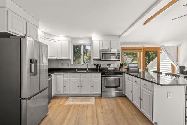 23 Eastwood Circuit, Boston, MA 02132