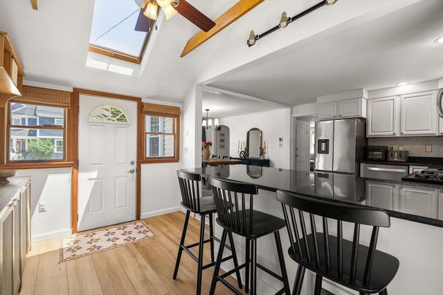 23 Eastwood Circuit, Boston, MA 02132