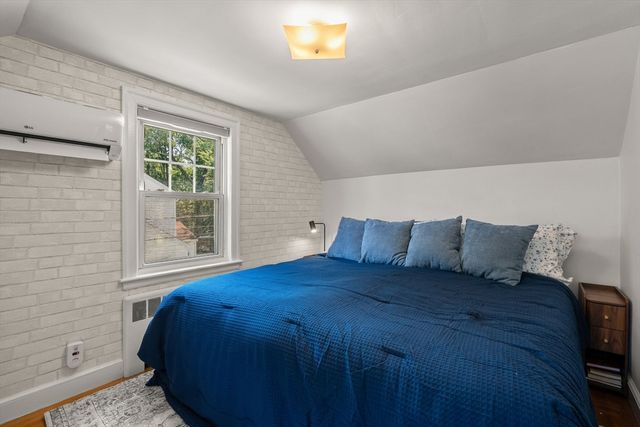 23 Eastwood Circuit, Boston, MA 02132