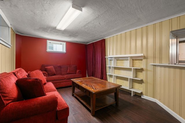 23 Eastwood Circuit, Boston, MA 02132