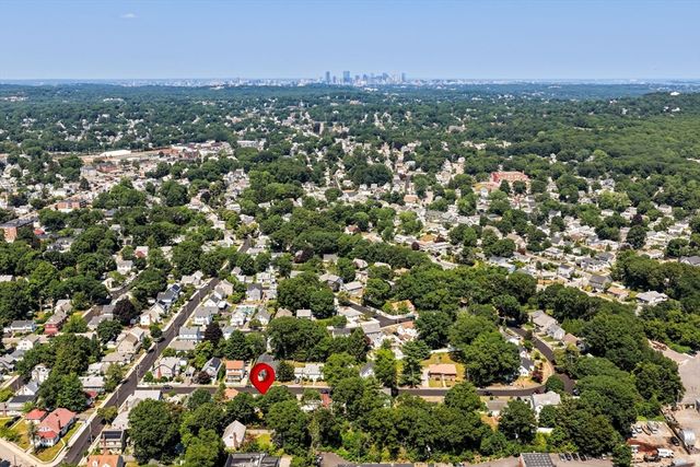 23 Eastwood Circuit, Boston, MA 02132