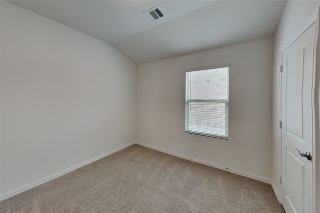 9629 Rattlesnake Trail, Fort Worth, TX 76036