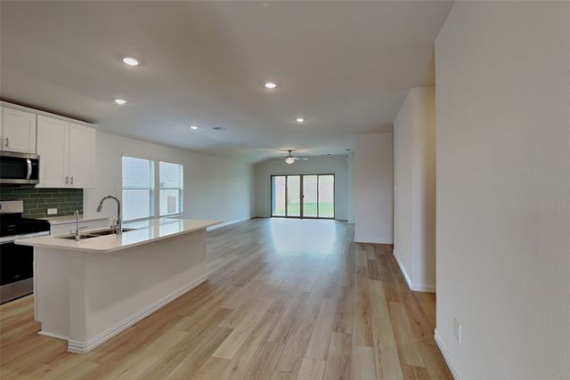 9629 Rattlesnake Trail, Fort Worth, TX 76036