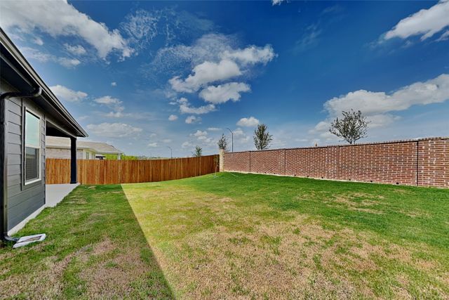 9629 Rattlesnake Trail, Fort Worth, TX 76036