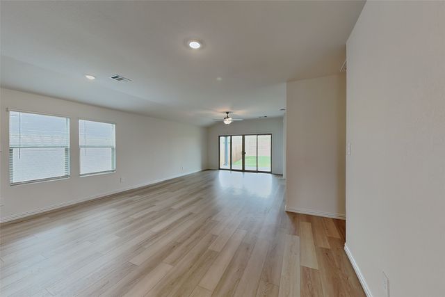 9629 Rattlesnake Trail, Fort Worth, TX 76036