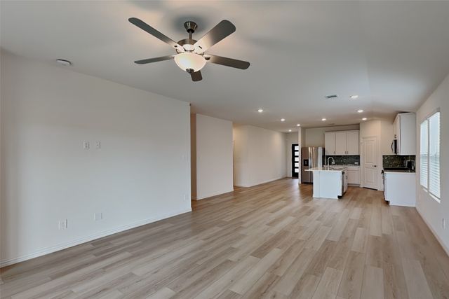 9629 Rattlesnake Trail, Fort Worth, TX 76036