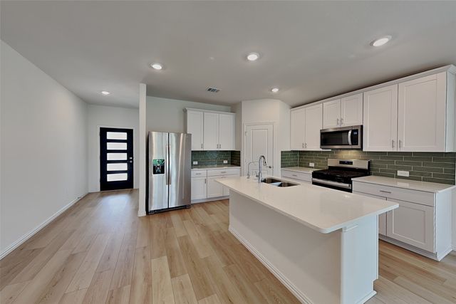 9629 Rattlesnake Trail, Fort Worth, TX 76036