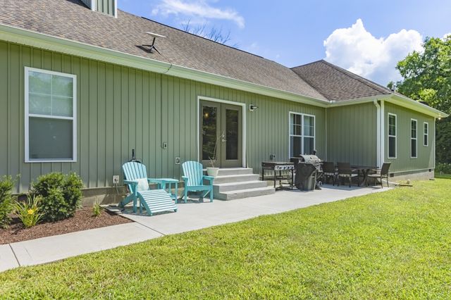 1600 Ledford Rd, Culleoka, TN 38451