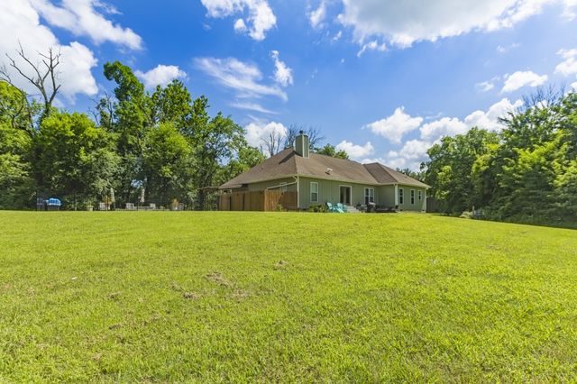 1600 Ledford Rd, Culleoka, TN 38451