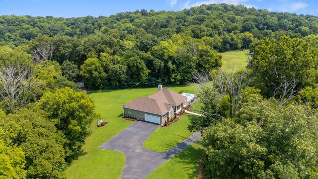 1600 Ledford Rd, Culleoka, TN 38451