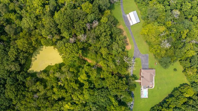 1600 Ledford Rd, Culleoka, TN 38451