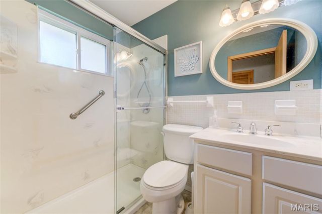 14 Lee Court, St Charles, MO 63301