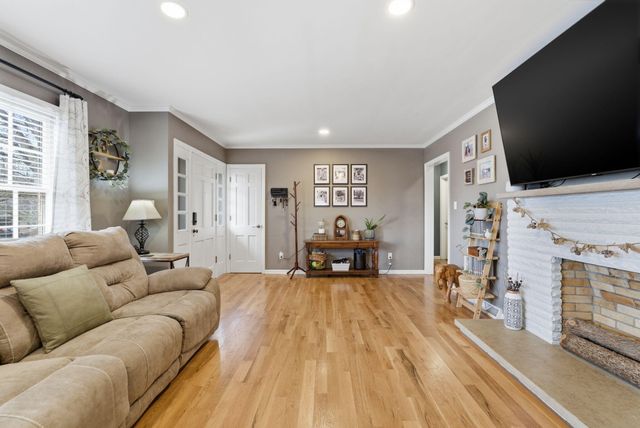 619 Greenwood Drive, Harrodsburg, KY 40330