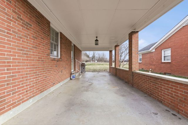 619 Greenwood Drive, Harrodsburg, KY 40330